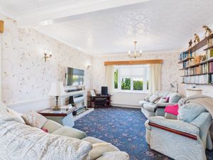 Lounge- click for photo gallery